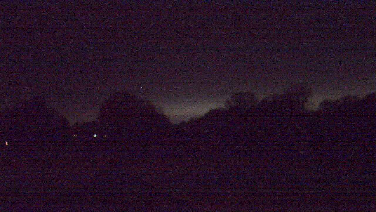 Thumbnail for current weather camera view from Windyke Country Club in Memphis, Tennessee