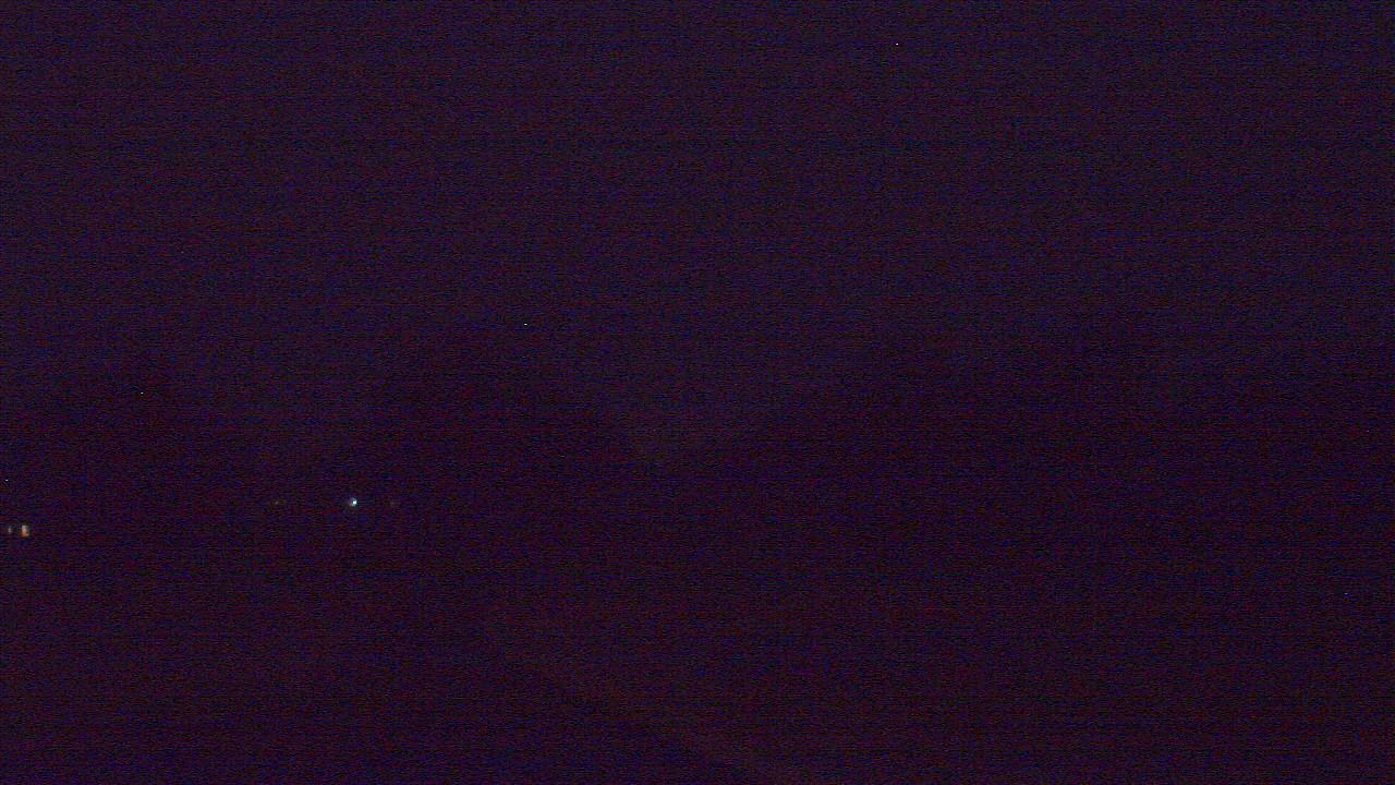 Thumbnail for current weather camera view from Windyke Country Club in Memphis, Tennessee