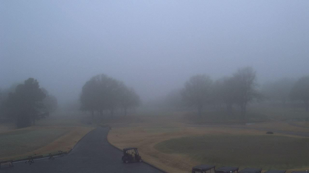 Thumbnail for current weather camera view from Windyke Country Club in Memphis, Tennessee