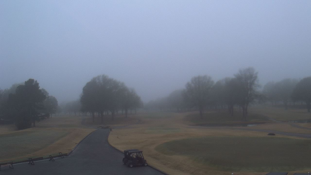 Thumbnail for current weather camera view from Windyke Country Club in Memphis, Tennessee