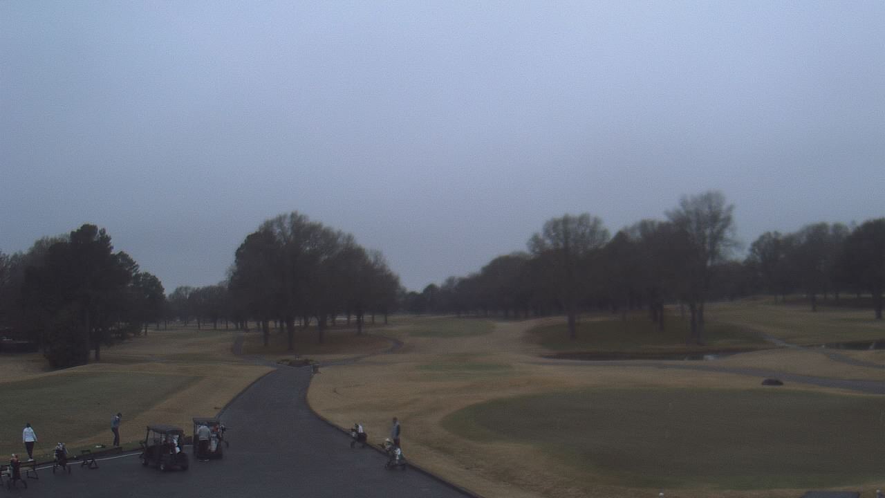 Thumbnail for current weather camera view from Windyke Country Club in Memphis, Tennessee