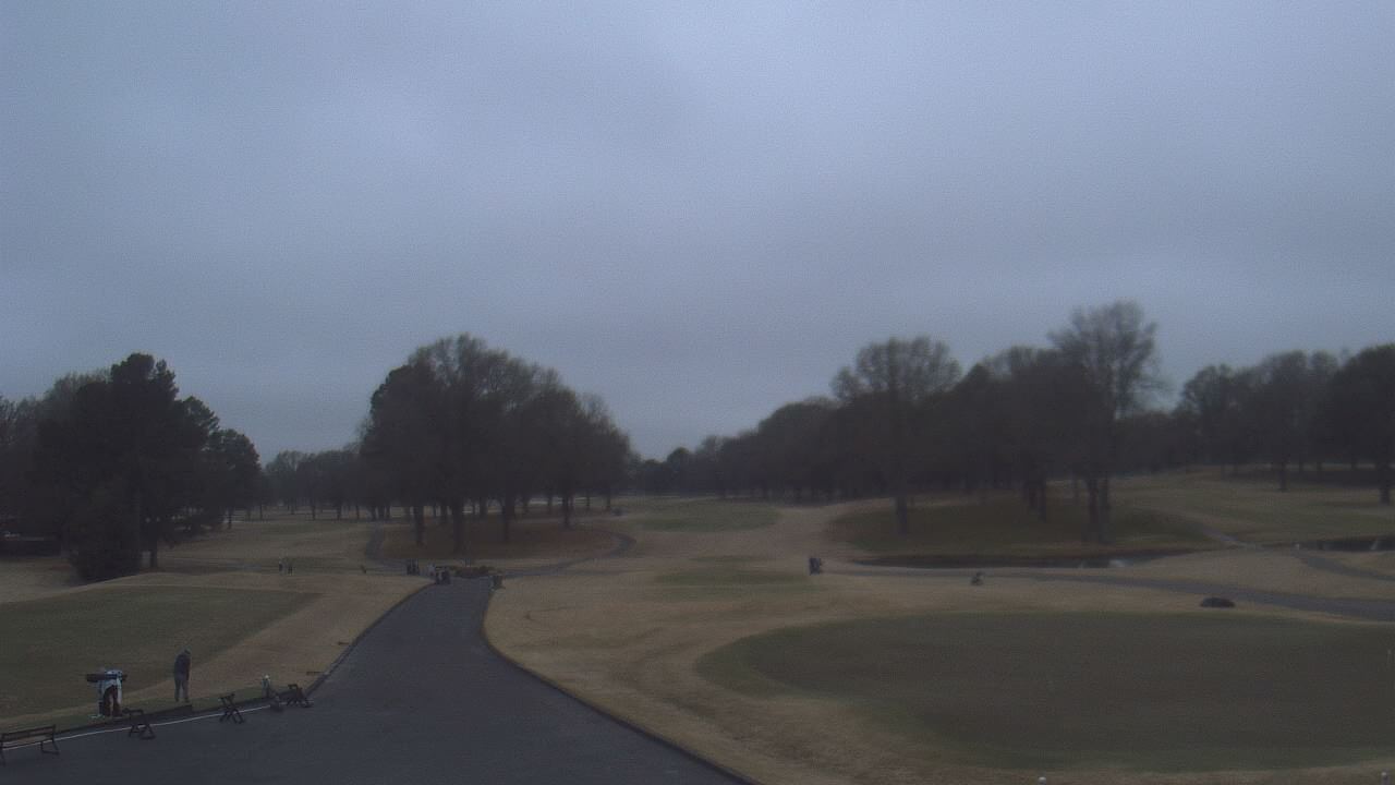 Thumbnail for current weather camera view from Windyke Country Club in Memphis, Tennessee