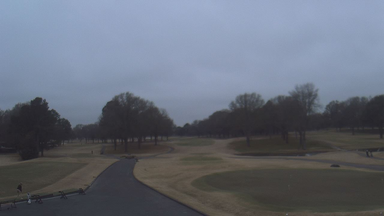 Thumbnail for current weather camera view from Windyke Country Club in Memphis, Tennessee
