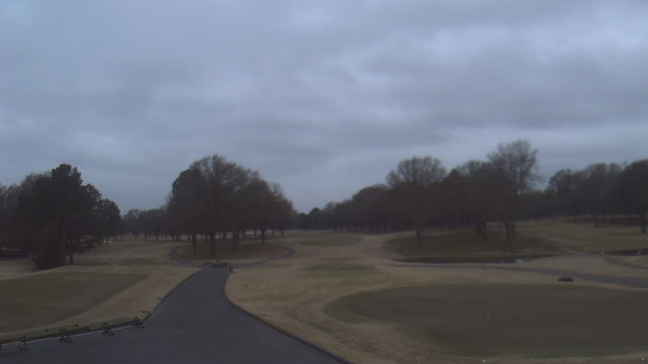 Thumbnail for current weather camera view from Windyke Country Club in Memphis, Tennessee
