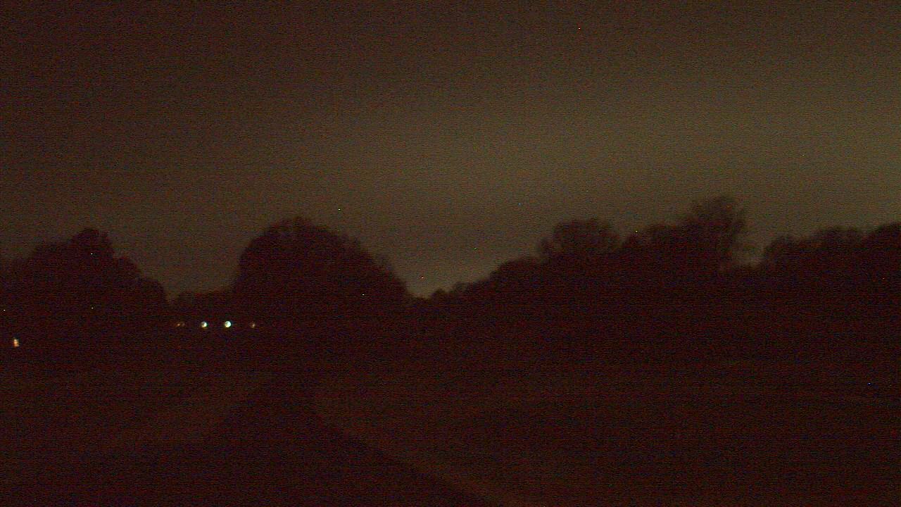Thumbnail for current weather camera view from Windyke Country Club in Memphis, Tennessee