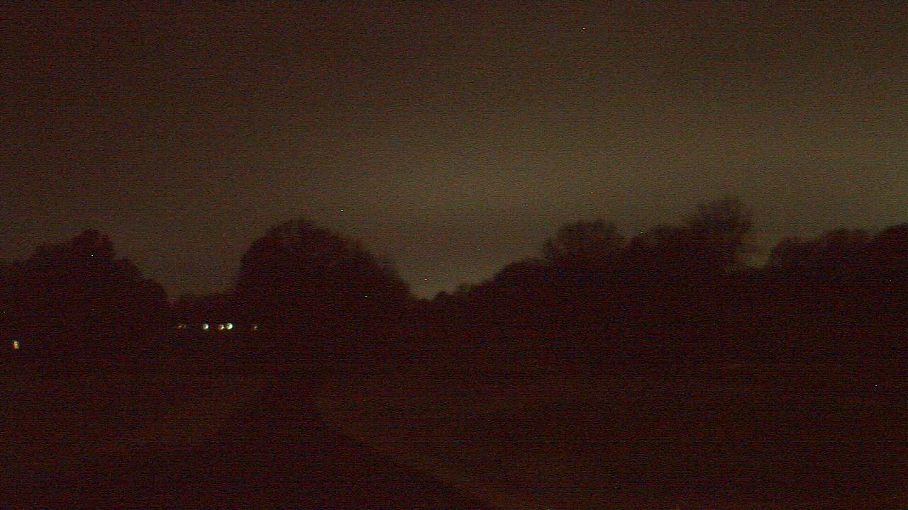 Thumbnail for current weather camera view from Windyke Country Club in Memphis, Tennessee