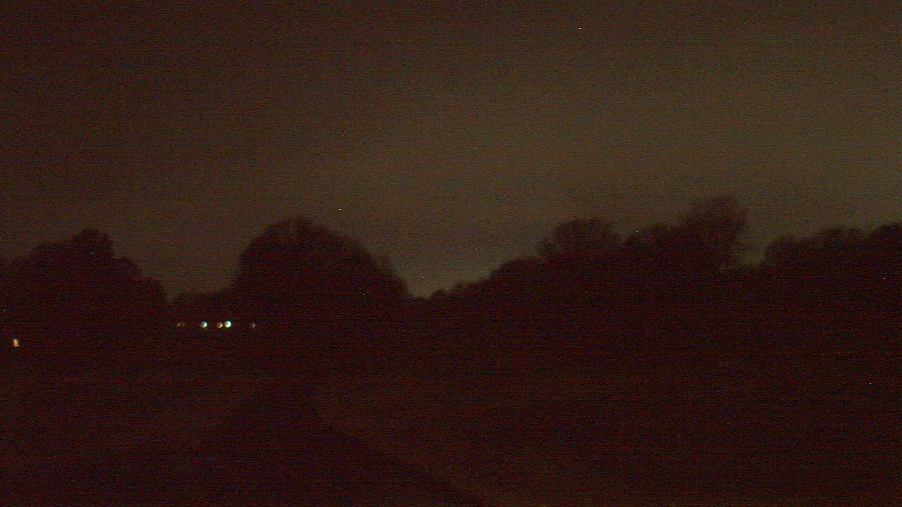 Thumbnail for current weather camera view from Windyke Country Club in Memphis, Tennessee