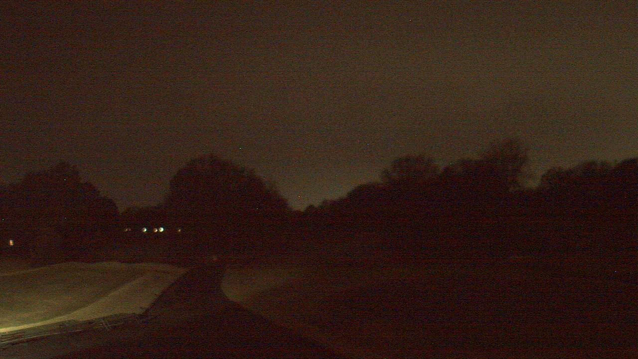 Thumbnail for current weather camera view from Windyke Country Club in Memphis, Tennessee