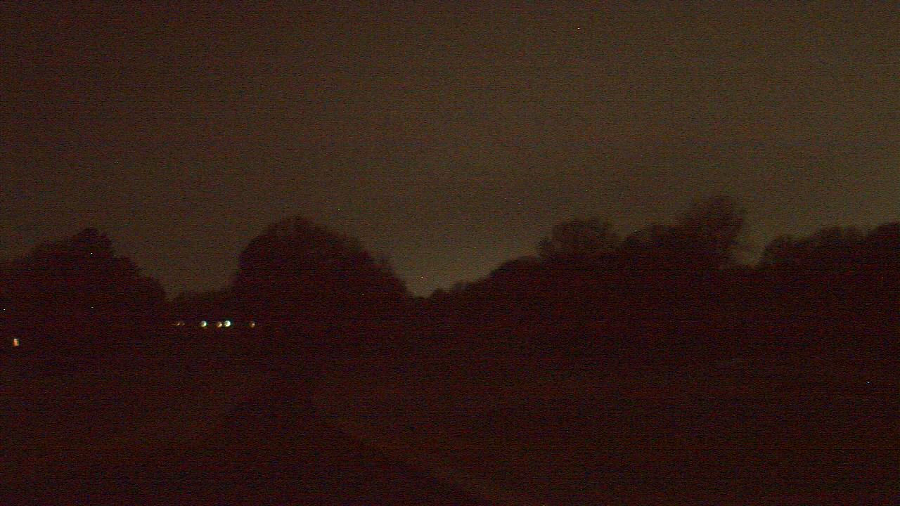 Thumbnail for current weather camera view from Windyke Country Club in Memphis, Tennessee