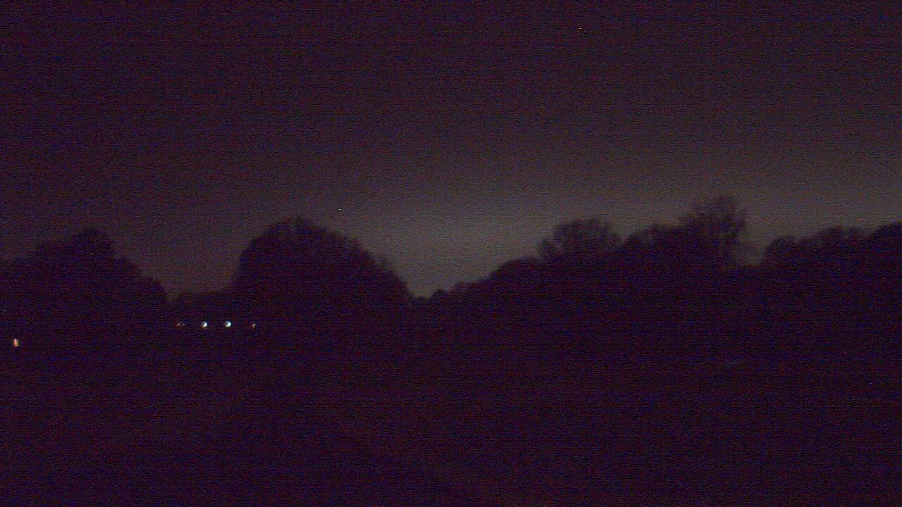 Thumbnail for current weather camera view from Windyke Country Club in Memphis, Tennessee