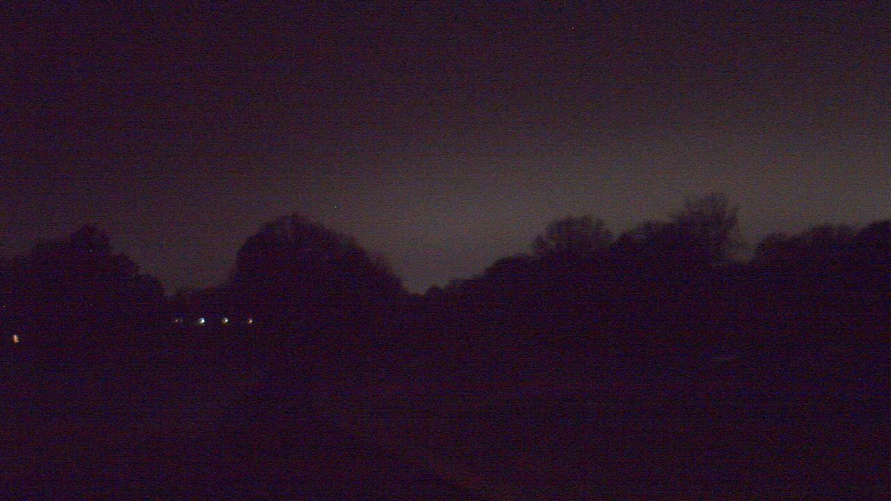 Thumbnail for current weather camera view from Windyke Country Club in Memphis, Tennessee