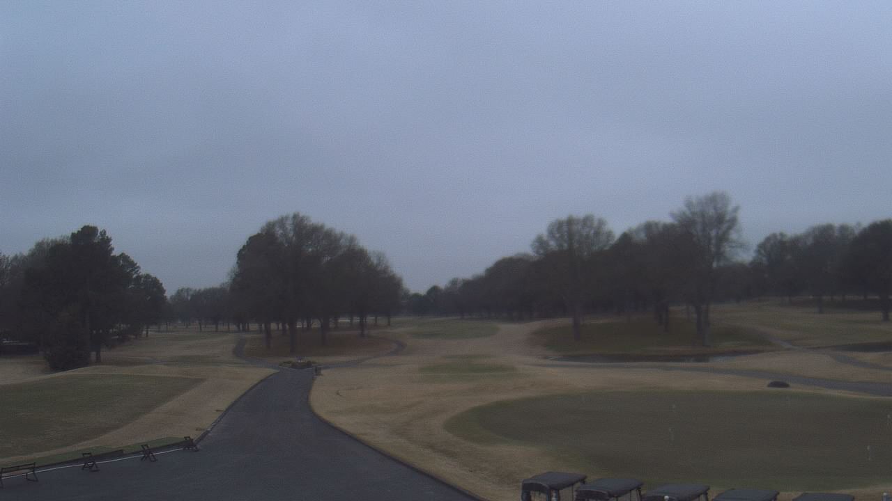 Thumbnail for current weather camera view from Windyke Country Club in Memphis, Tennessee