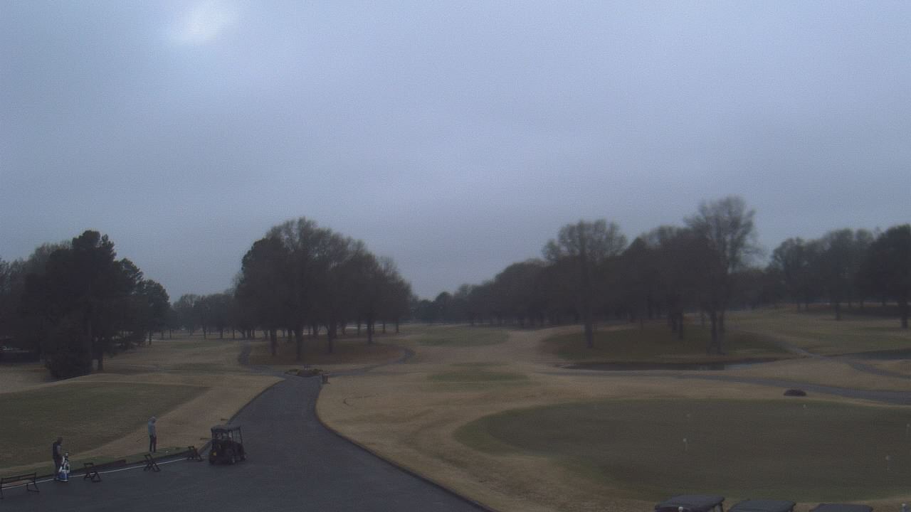 Thumbnail for current weather camera view from Windyke Country Club in Memphis, Tennessee