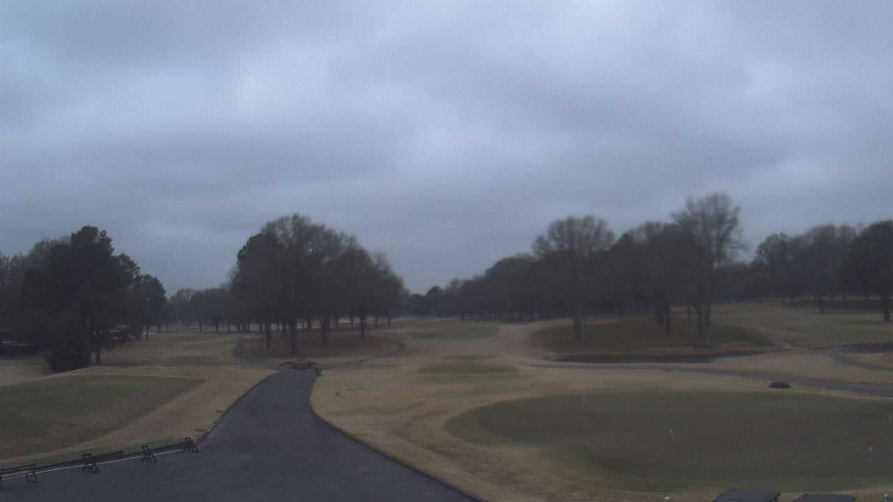 Thumbnail for current weather camera view from Windyke Country Club in Memphis, Tennessee