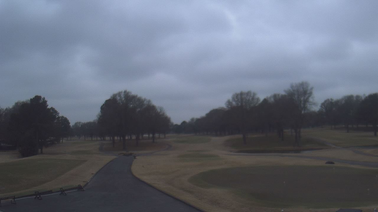 Thumbnail for current weather camera view from Windyke Country Club in Memphis, Tennessee