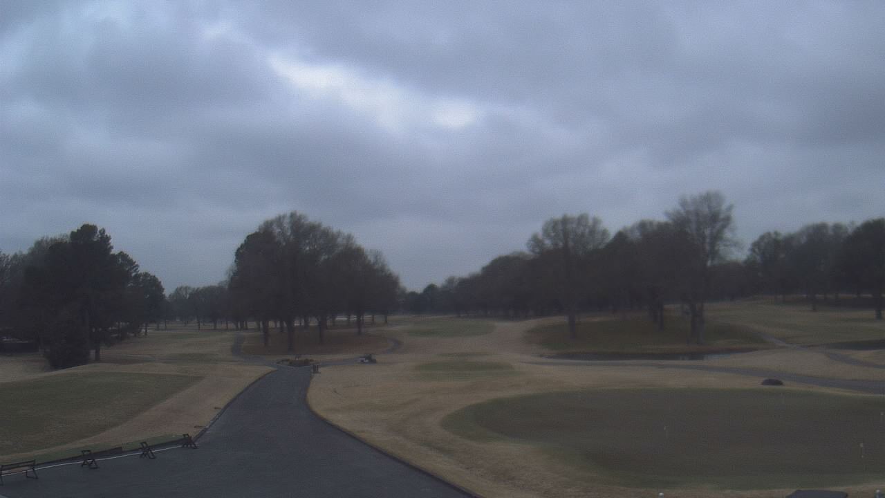 Thumbnail for current weather camera view from Windyke Country Club in Memphis, Tennessee