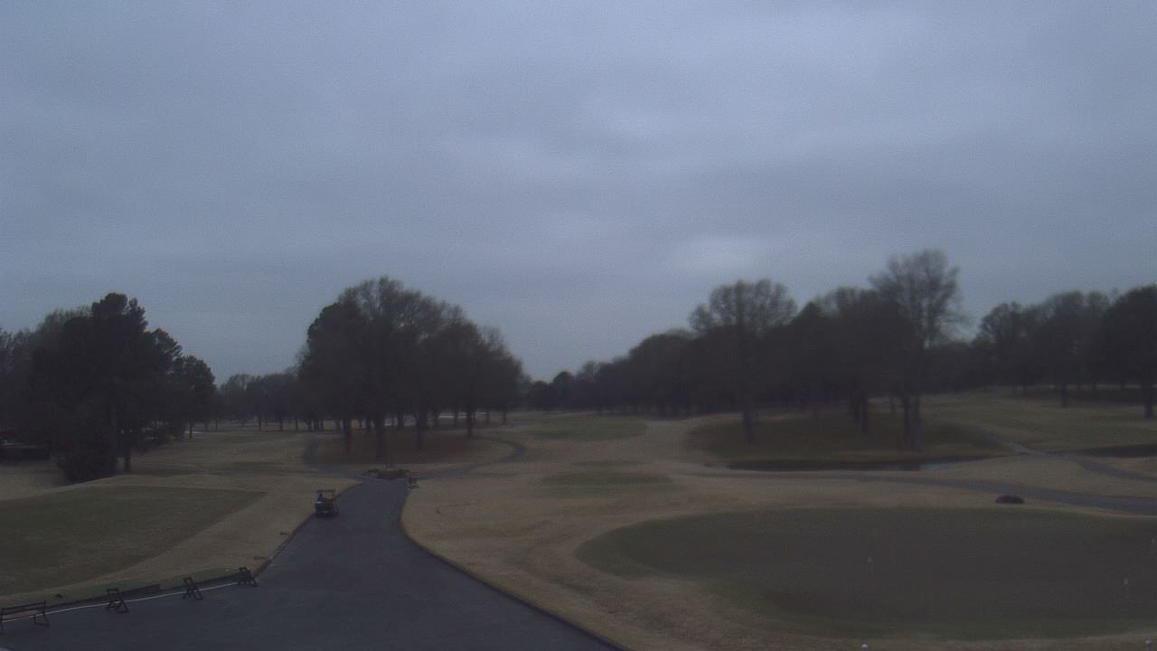 Thumbnail for current weather camera view from Windyke Country Club in Memphis, Tennessee