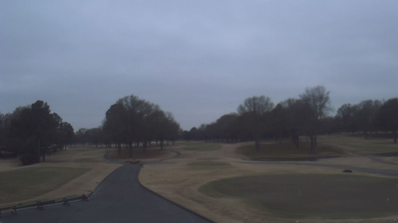 Thumbnail for current weather camera view from Windyke Country Club in Memphis, Tennessee