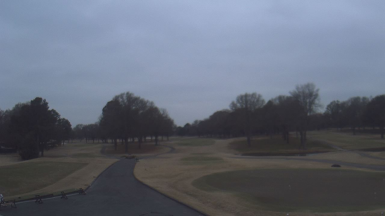 Thumbnail for current weather camera view from Windyke Country Club in Memphis, Tennessee
