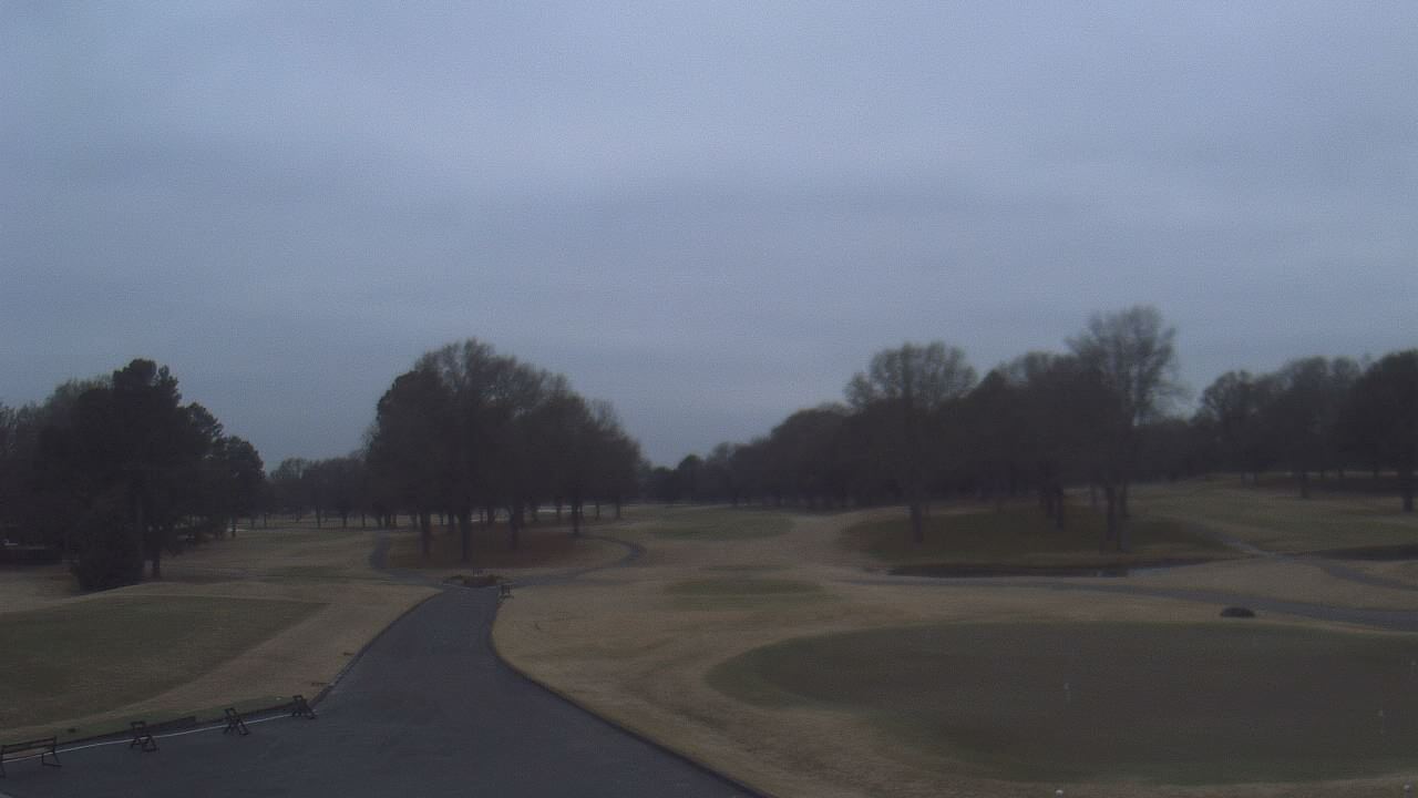 Thumbnail for current weather camera view from Windyke Country Club in Memphis, Tennessee