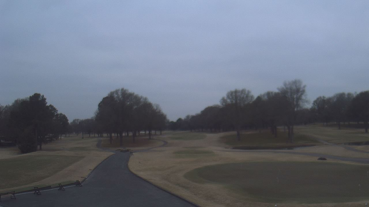 Thumbnail for current weather camera view from Windyke Country Club in Memphis, Tennessee