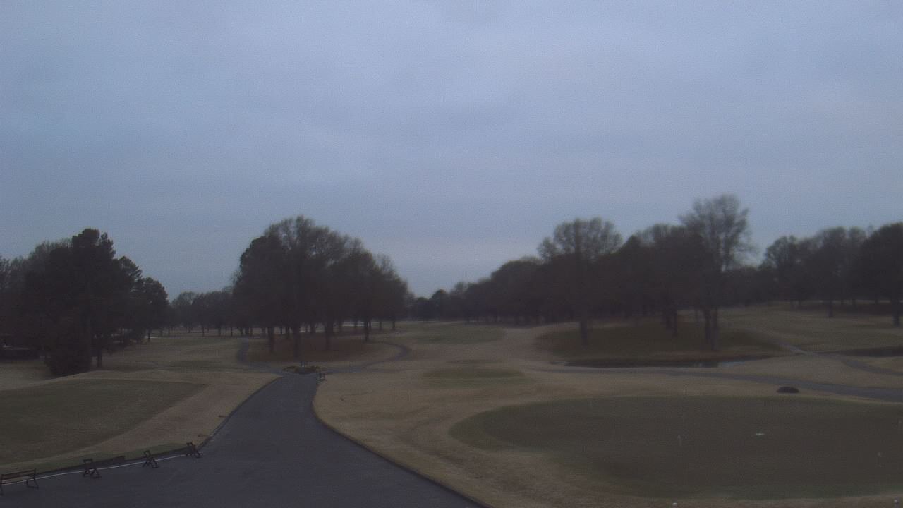 Thumbnail for current weather camera view from Windyke Country Club in Memphis, Tennessee