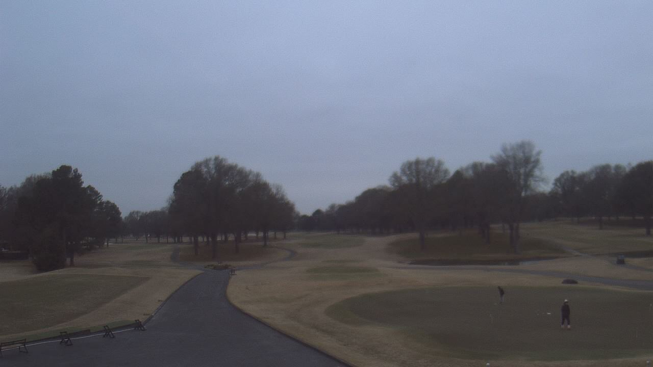 Thumbnail for current weather camera view from Windyke Country Club in Memphis, Tennessee