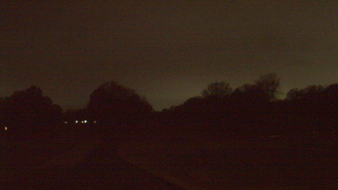Thumbnail for current weather camera view from Windyke Country Club in Memphis, Tennessee