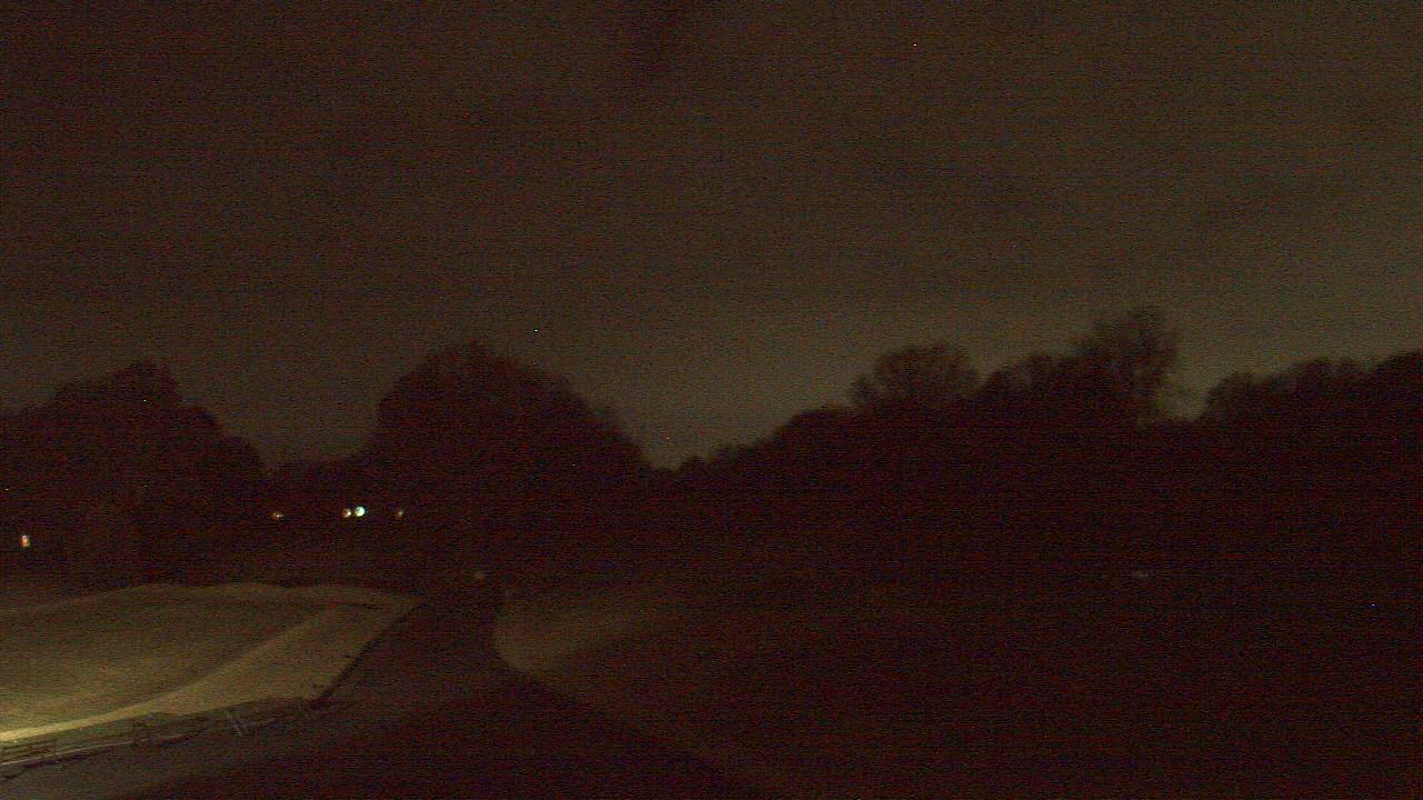 Thumbnail for current weather camera view from Windyke Country Club in Memphis, Tennessee
