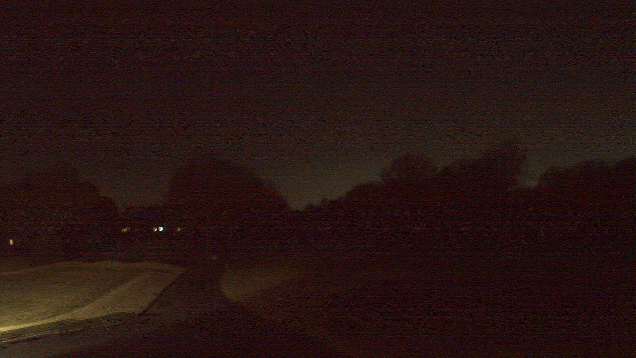 Thumbnail for current weather camera view from Windyke Country Club in Memphis, Tennessee