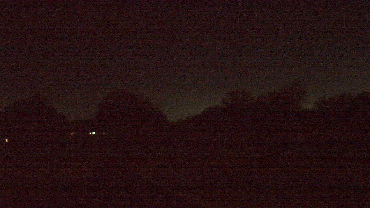 Thumbnail for current weather camera view from Windyke Country Club in Memphis, Tennessee