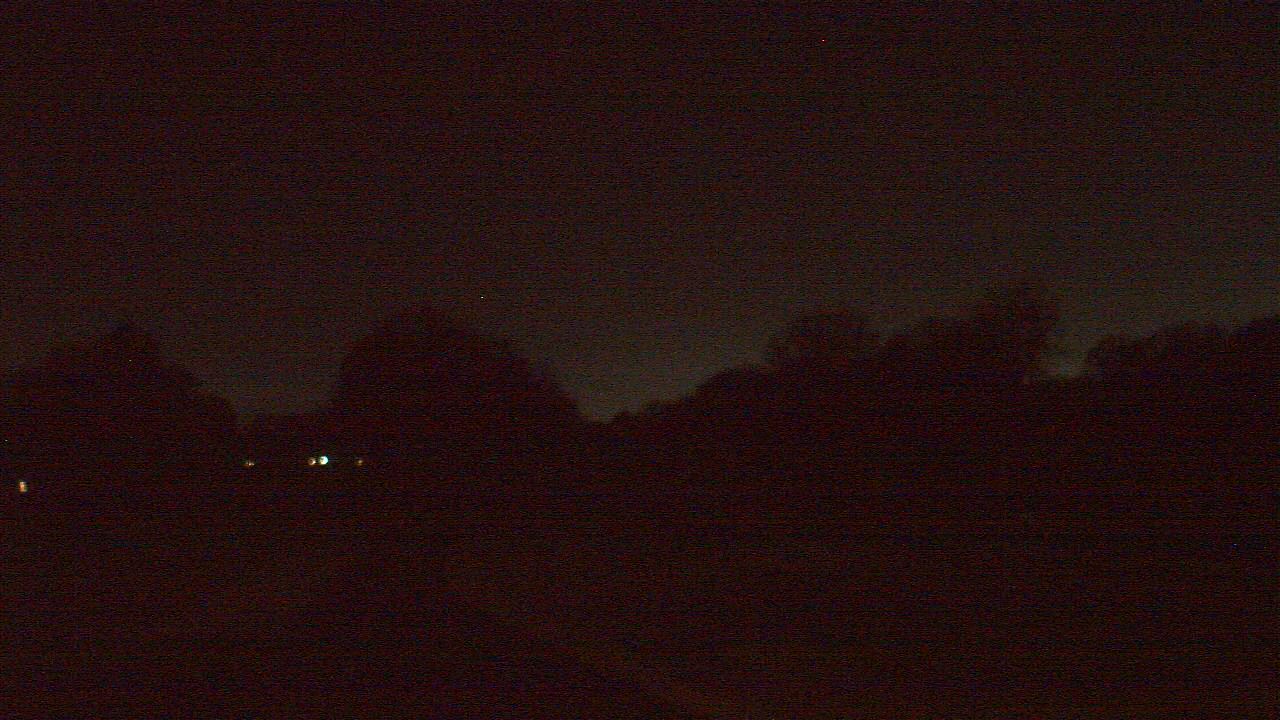 Thumbnail for current weather camera view from Windyke Country Club in Memphis, Tennessee