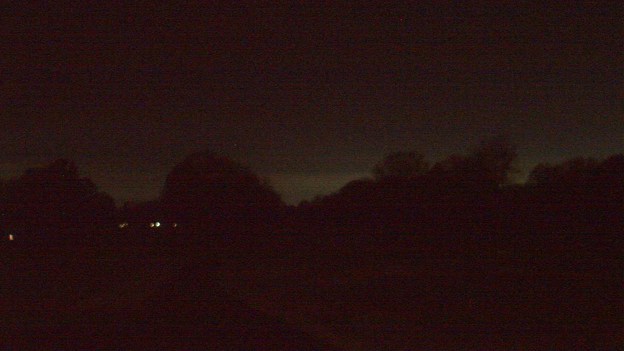 Thumbnail for current weather camera view from Windyke Country Club in Memphis, Tennessee