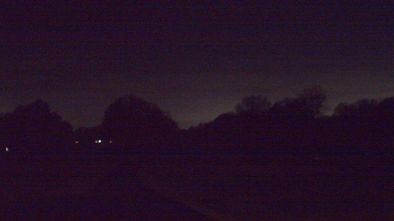 Thumbnail for current weather camera view from Windyke Country Club in Memphis, Tennessee