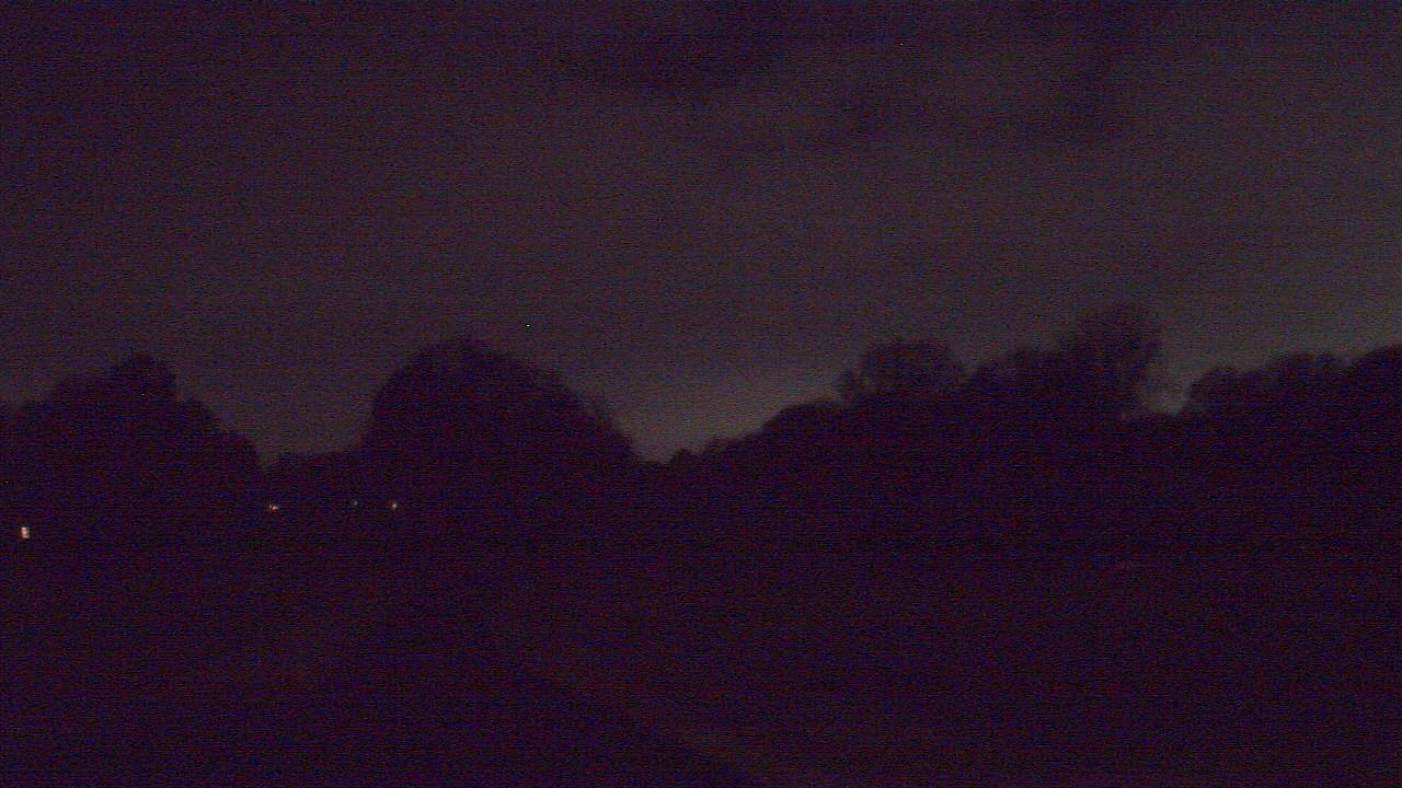 Thumbnail for current weather camera view from Windyke Country Club in Memphis, Tennessee