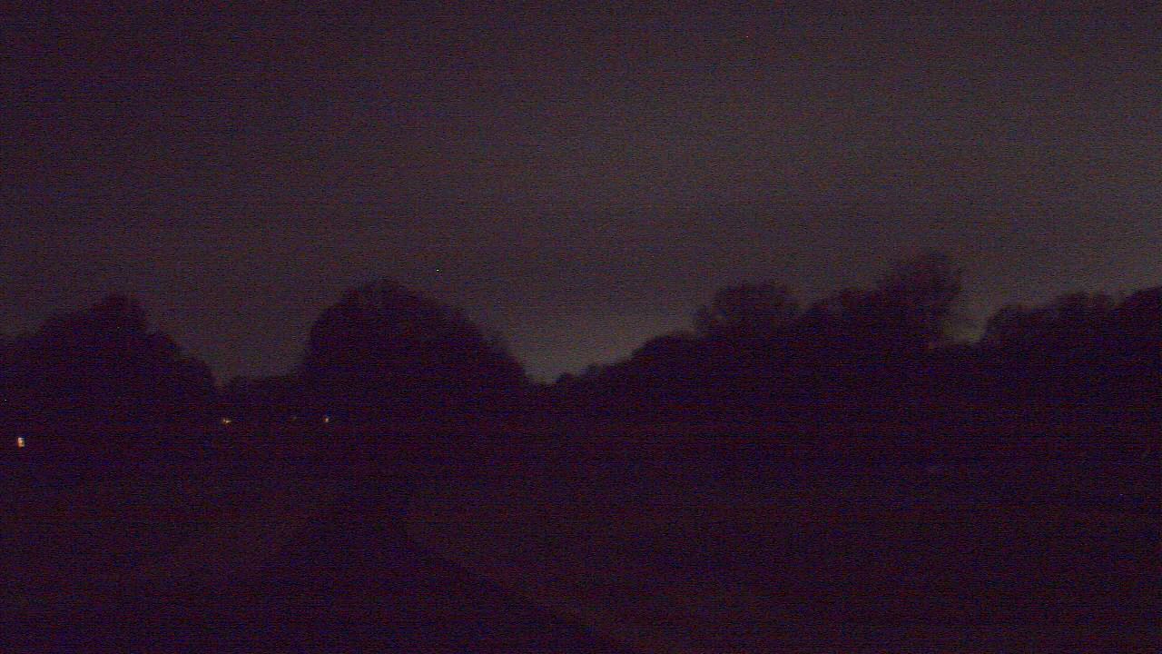Thumbnail for current weather camera view from Windyke Country Club in Memphis, Tennessee