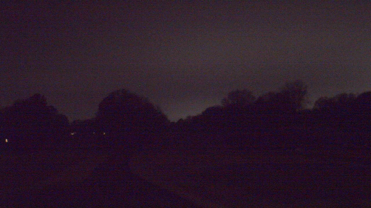Thumbnail for current weather camera view from Windyke Country Club in Memphis, Tennessee