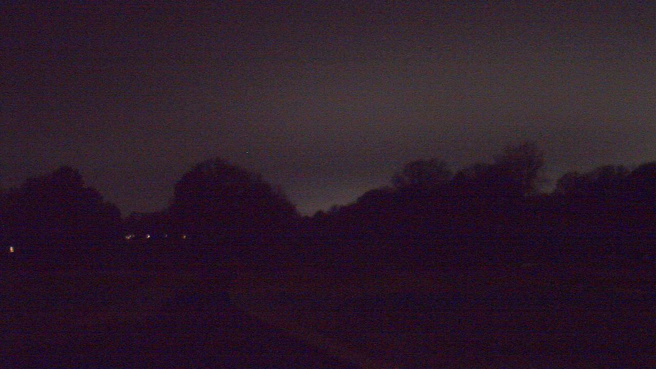 Thumbnail for current weather camera view from Windyke Country Club in Memphis, Tennessee