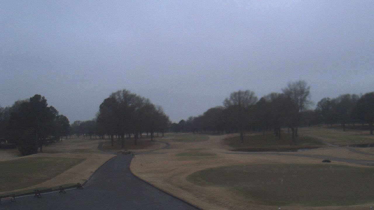 Thumbnail for current weather camera view from Windyke Country Club in Memphis, Tennessee