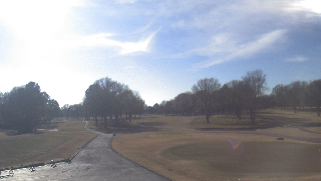 Thumbnail for current weather camera view from Windyke Country Club in Memphis, Tennessee