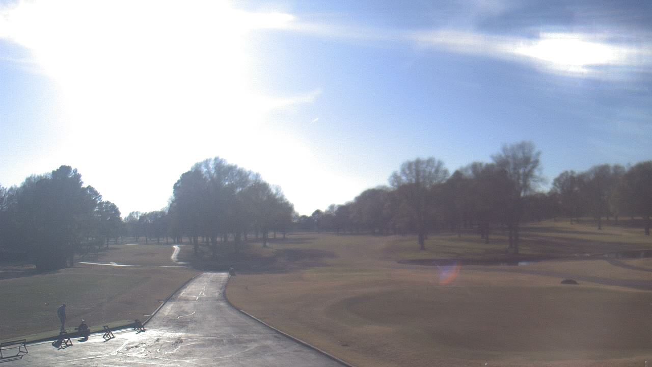 Thumbnail for current weather camera view from Windyke Country Club in Memphis, Tennessee