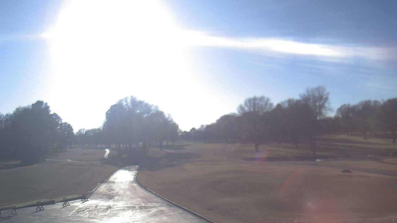Thumbnail for current weather camera view from Windyke Country Club in Memphis, Tennessee