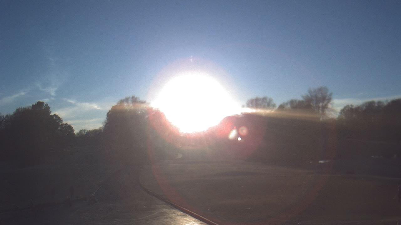 Thumbnail for current weather camera view from Windyke Country Club in Memphis, Tennessee