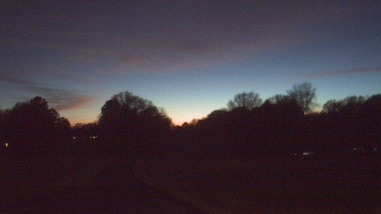 Thumbnail for current weather camera view from Windyke Country Club in Memphis, Tennessee