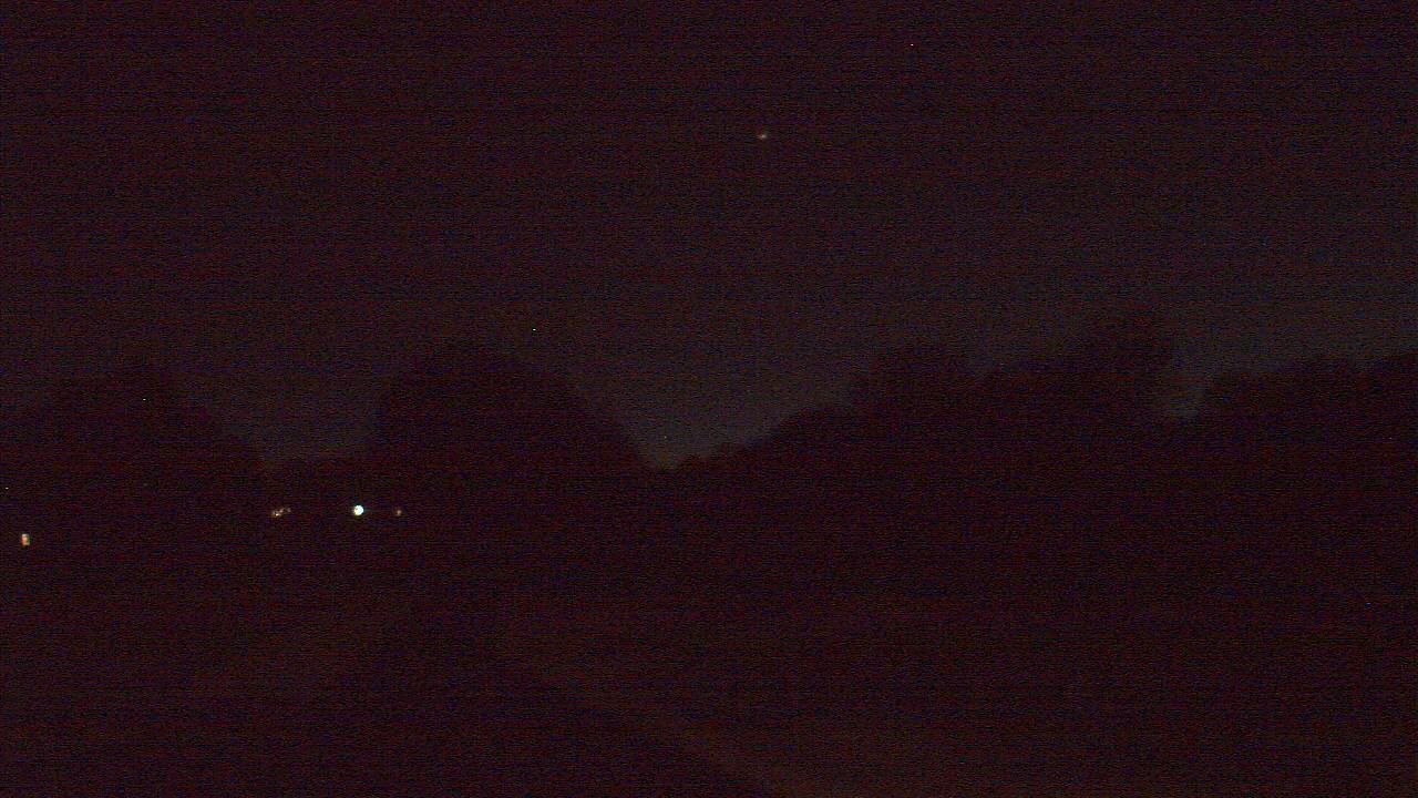 Thumbnail for current weather camera view from Windyke Country Club in Memphis, Tennessee