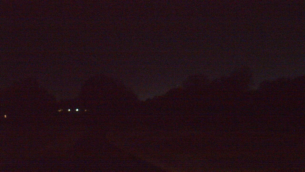 Thumbnail for current weather camera view from Windyke Country Club in Memphis, Tennessee
