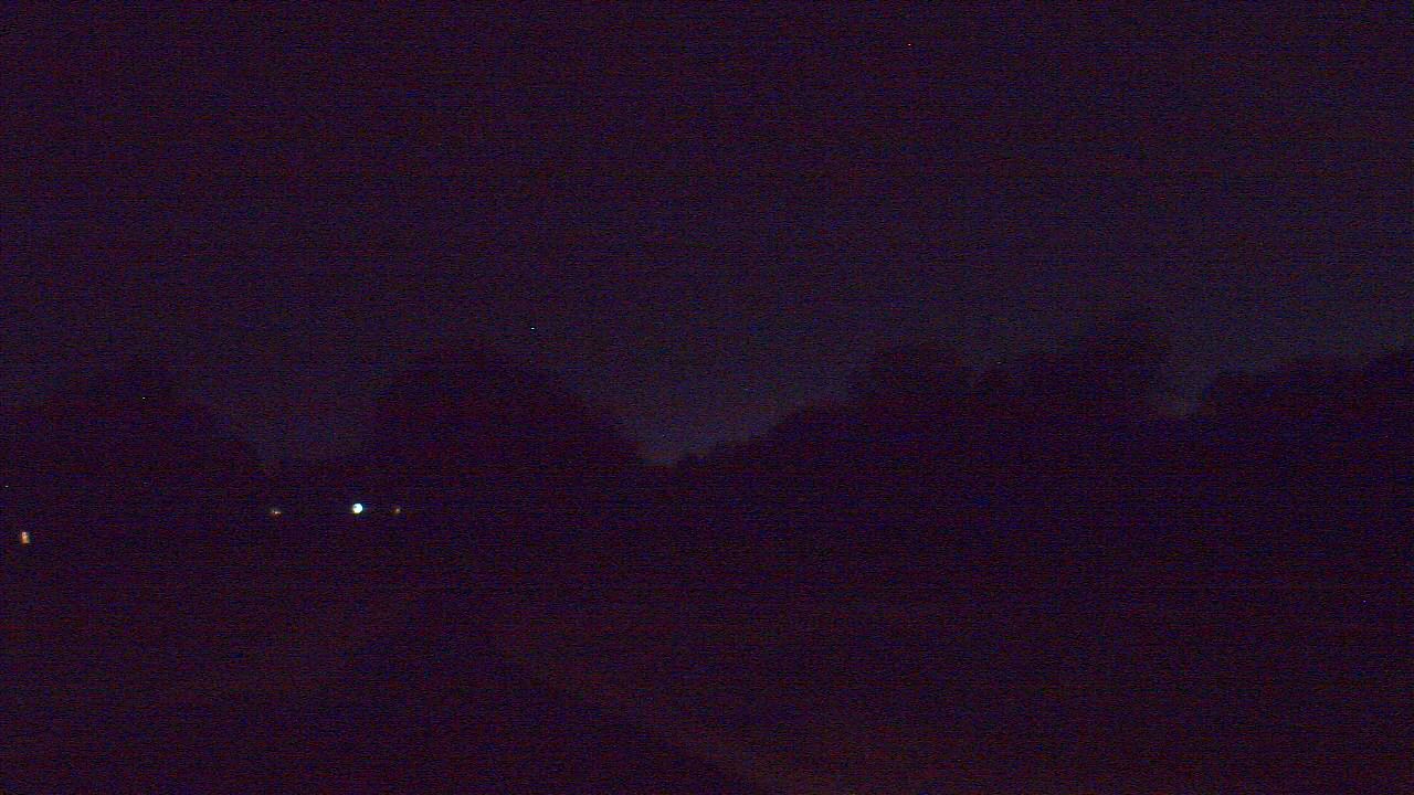 Thumbnail for current weather camera view from Windyke Country Club in Memphis, Tennessee