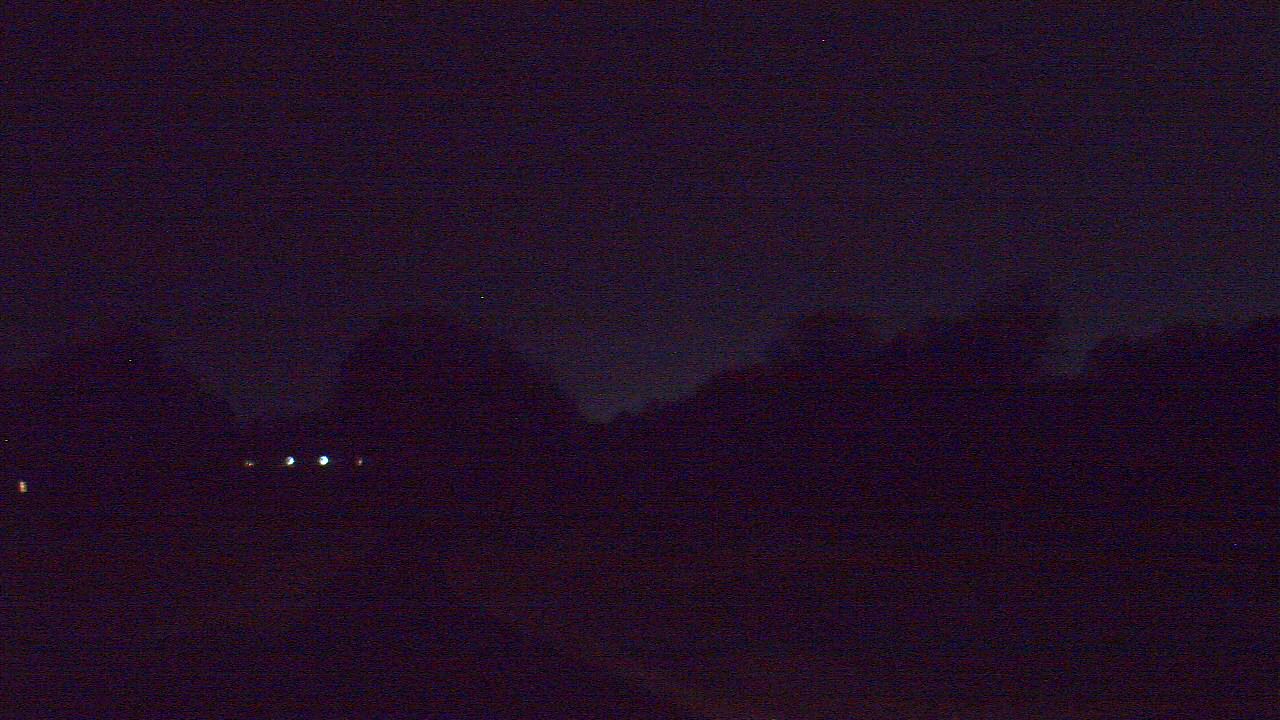 Thumbnail for current weather camera view from Windyke Country Club in Memphis, Tennessee