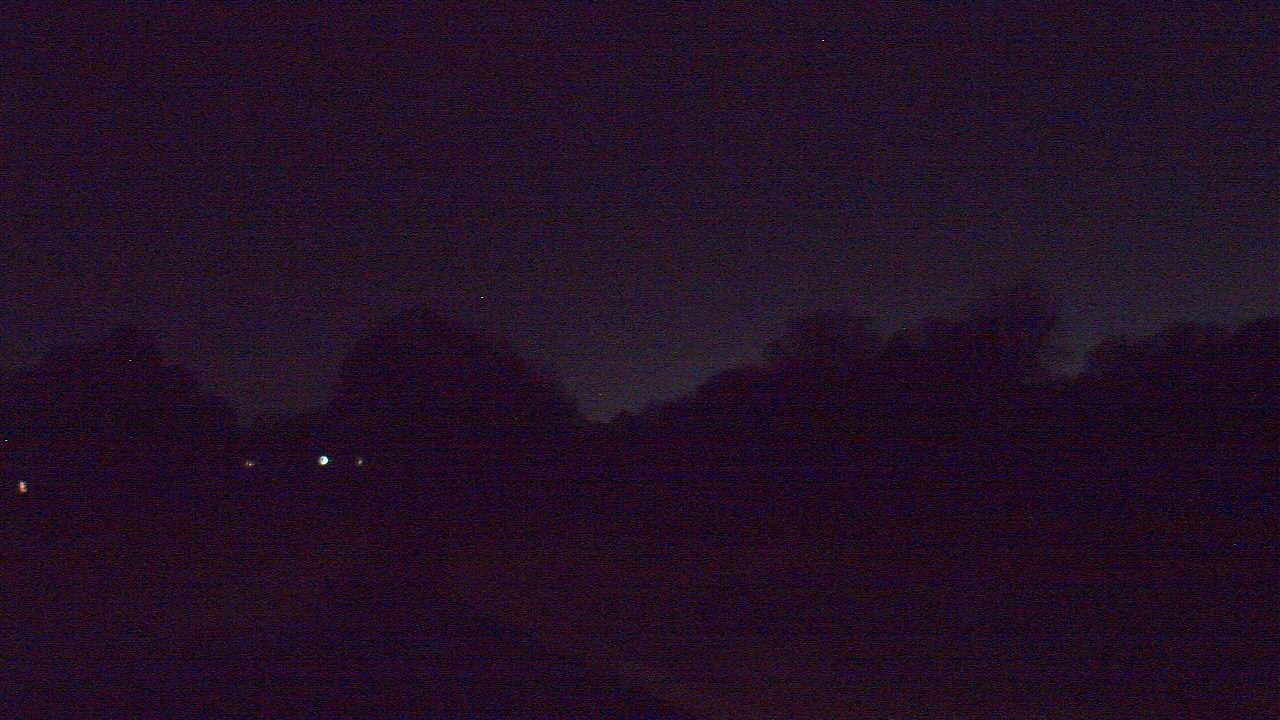 Thumbnail for current weather camera view from Windyke Country Club in Memphis, Tennessee