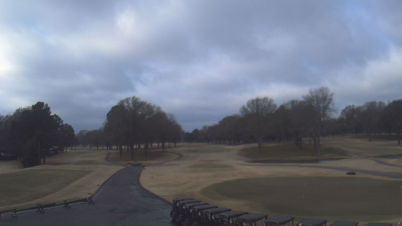 Thumbnail for current weather camera view from Windyke Country Club in Memphis, Tennessee